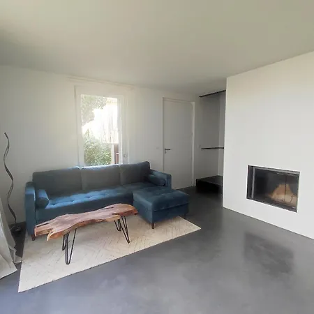 Duplex Avec Piscine A 5 Min D'uzes Villa