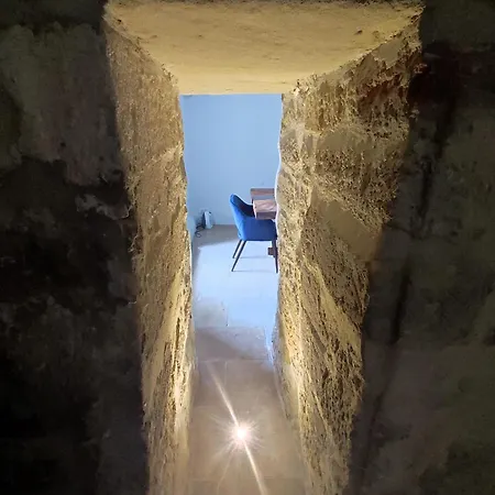 La Tour Sarrazine A 5 Min D'uzes Willa Montaren-et-Saint-Médiers