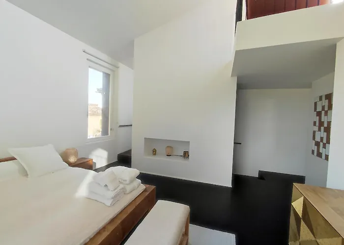 La Maison Joyeuse A 5 Minutes D'uzes Villa
